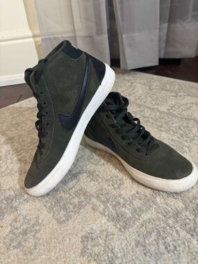 Nike Olive green SB Bruin Blazer shoes